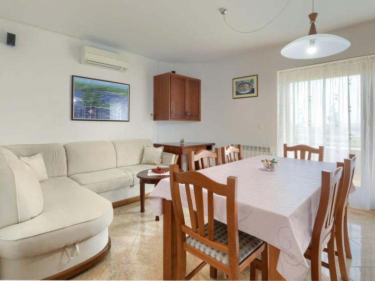 Apartment Matej Premantura Luaran gambar