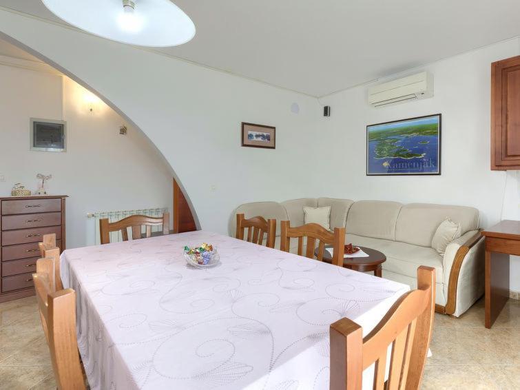Apartment Matej Premantura Luaran gambar